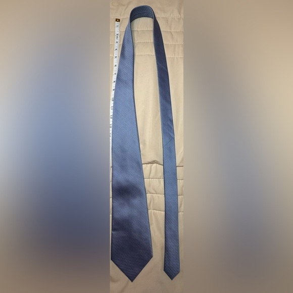 Elegant Blue Men's Tie - Picture 3 of 7